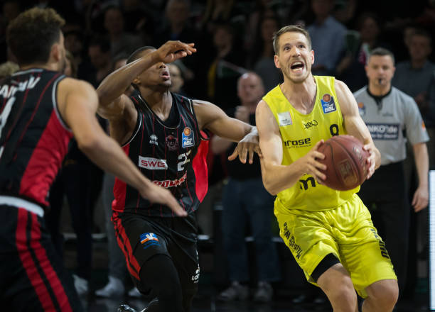 表现以及战 表现以及战